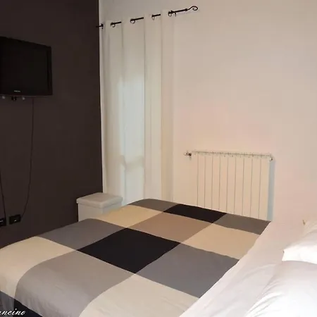La Casa Del Colonnello Hotel Vercelli Buitenkant foto