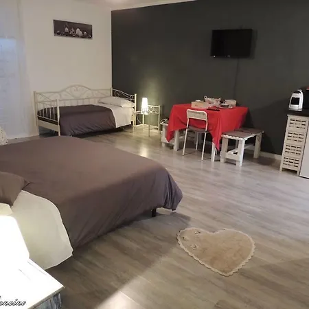 La Casa Del Colonnello Hotel Vercelli Buitenkant foto